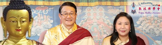 Hammomdagi qizlarning porno video Dam olish lageridagi dush va hojatxonalarda o‘qituvchilar tomonidan porno tomosha qilinmoqda.